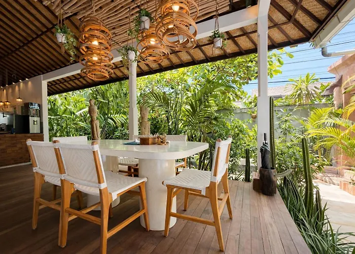 Villa Smiling Cactus - *